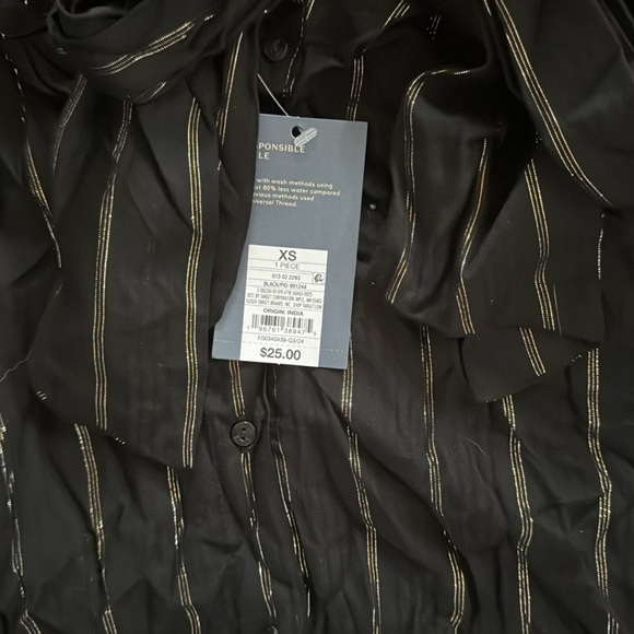 NWT Universal Thread | Women's Size S | Black Striped Tie Neck Long Sleeve Top - Picture 2 of 5